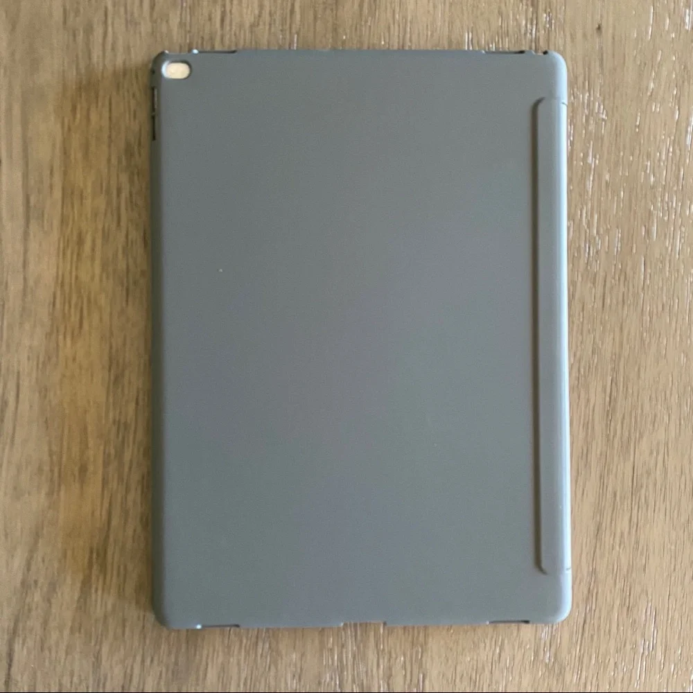 New iPad Pro case - Picture 4 of 4